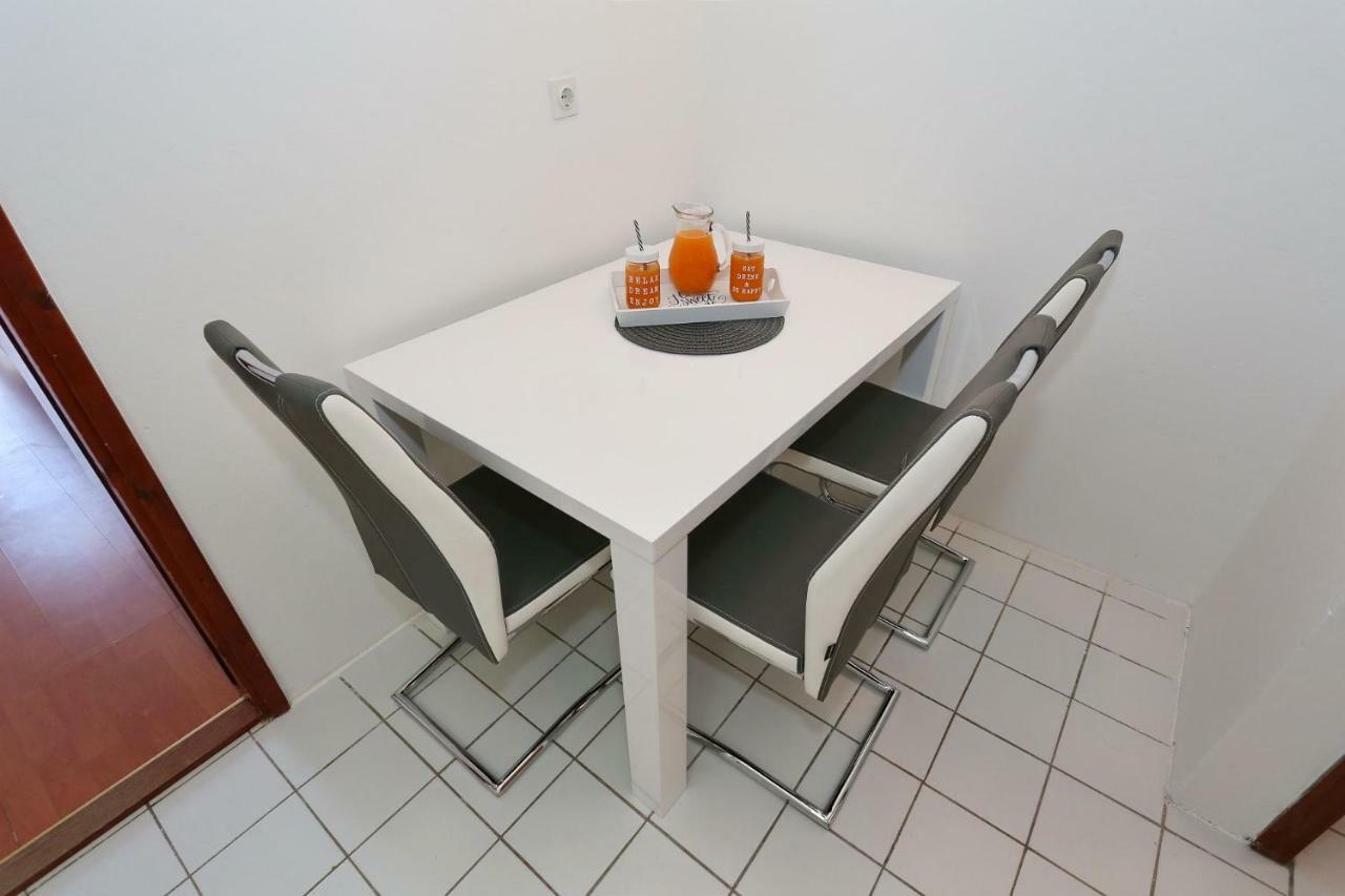 Apartments Golub 宁 外观 照片